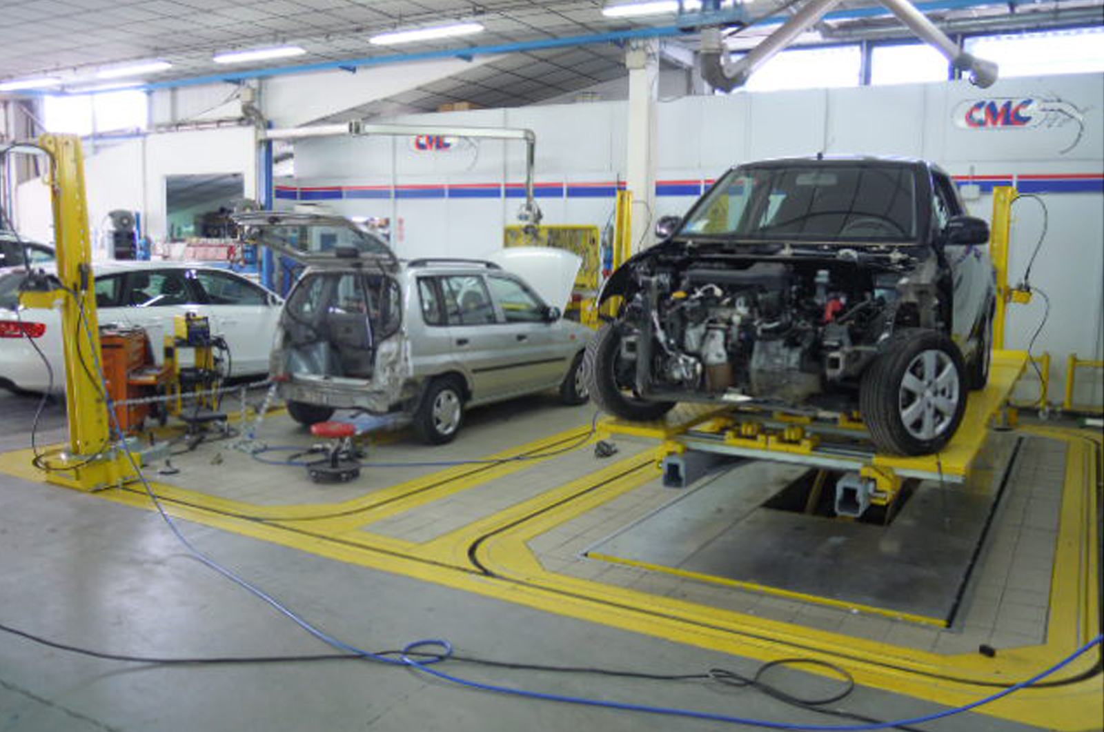 Carrozzeria – LATTONERIA Carrozzeria - LATTONERIA